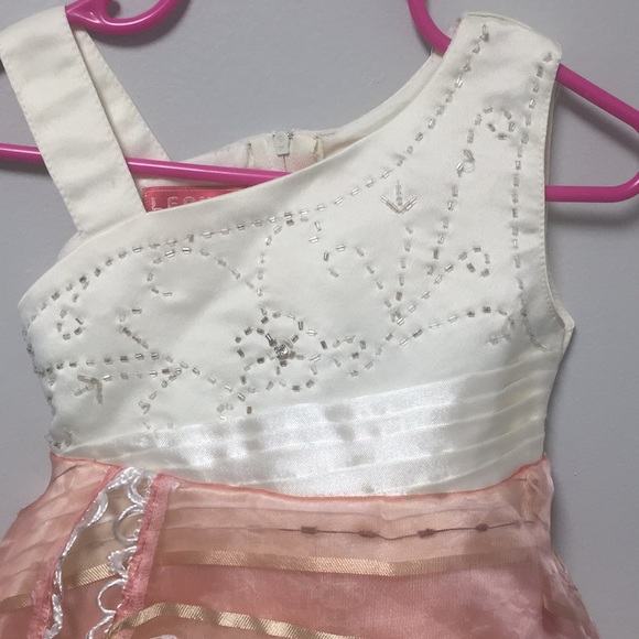 Adorable Leonor Dress - Picture 3 of 8